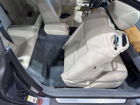 Used 2007 Jaguar XK Coupe RWD image 81