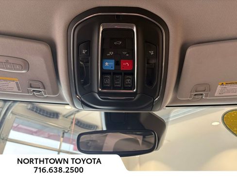 Used 2021 Jeep Grand Cherokee L Limited image 21