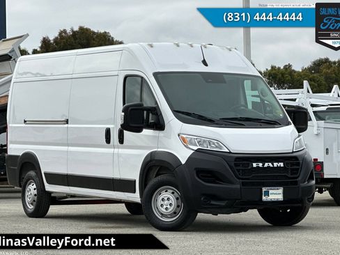 Used 2023 RAM ProMaster 2500 FWD image 1