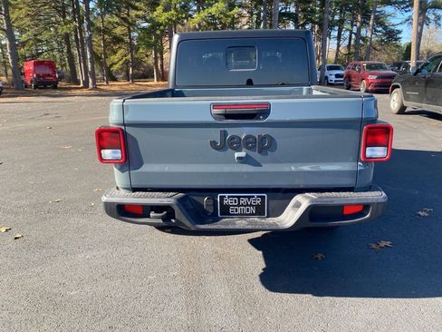 New 2026 Jeep Gladiator Sport image 6