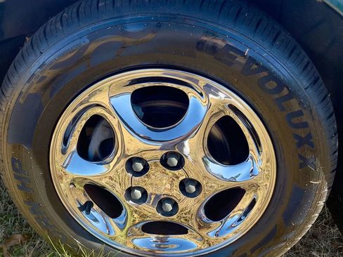 Used 1999 Oldsmobile Intrigue GL image 22