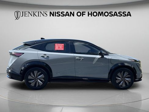 Used 2024 Nissan Ariya AWD image 6