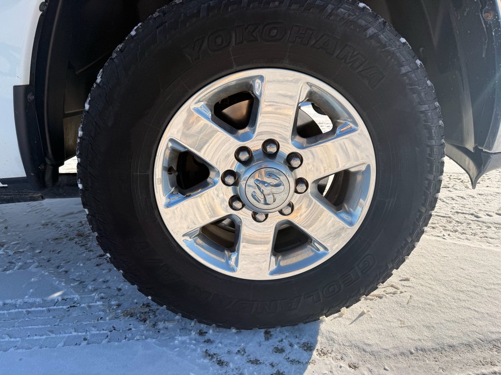 Used 2015 RAM 2500 SLT w/ Luxury Group RWD image 15