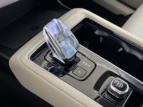 New 2026 Volvo XC90 T8 Ultra w/ Lounge Package image 22