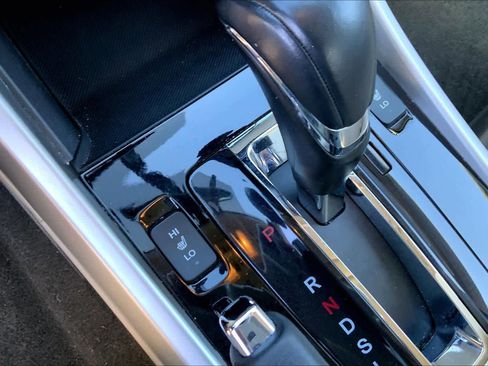 Used 2016 Honda Accord EX-L image 36