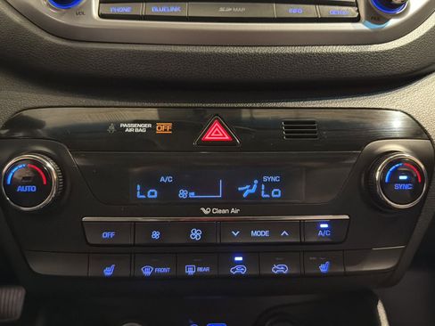 Used 2017 Hyundai Tucson Limited image 28