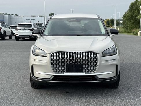 Used 2024 Lincoln Corsair AWD image 29