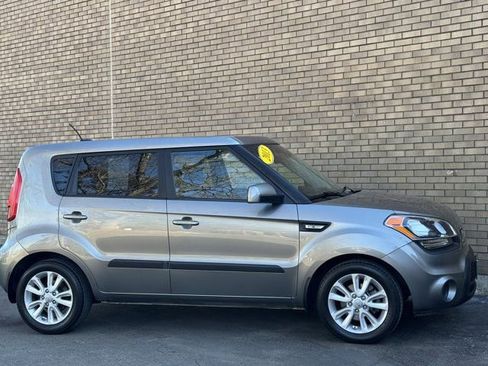 Used 2013 Kia Soul image 4