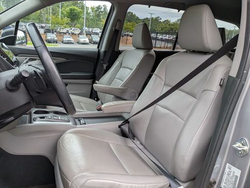 Used 2021 Honda Pilot Special Edition image 13