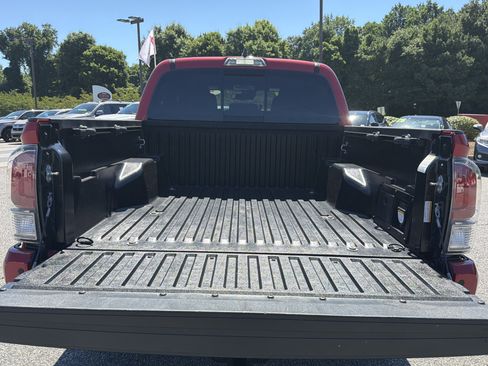 Certified 2023 Toyota Tacoma TRD Sport w/ Advanced Technology Package AWD/4WD image 28