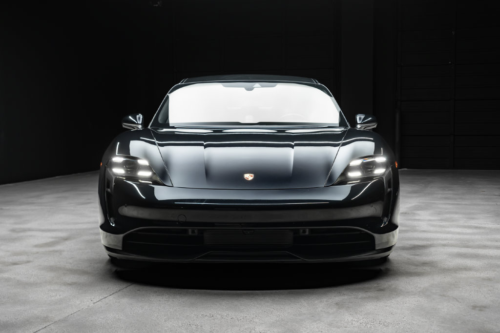 Used 2022 Porsche Taycan 4S AWD/4WD image 4