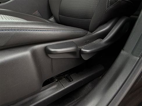 Certified 2024 Chevrolet Trax LT image 26