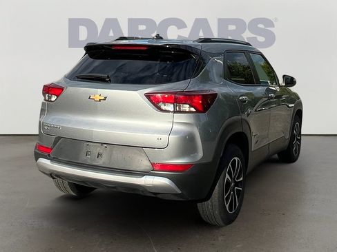 Used 2025 Chevrolet TrailBlazer LT AWD/4WD image 7
