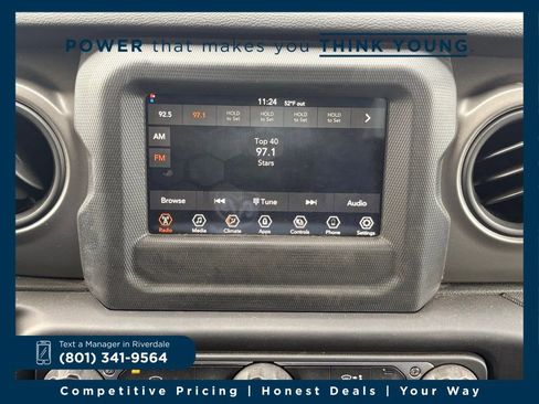 Used 2022 Jeep Wrangler Willys image 18