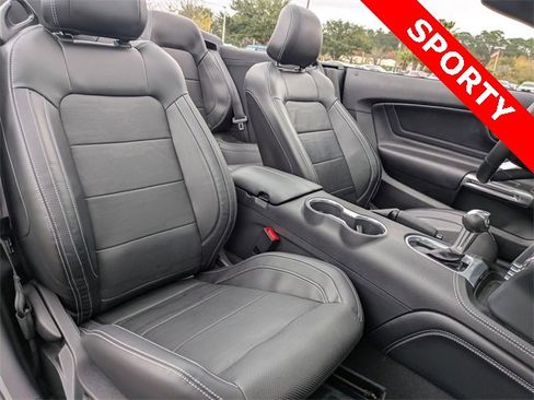 Used 2022 Ford Mustang GT Premium w/ Equipment Group 401A image 18