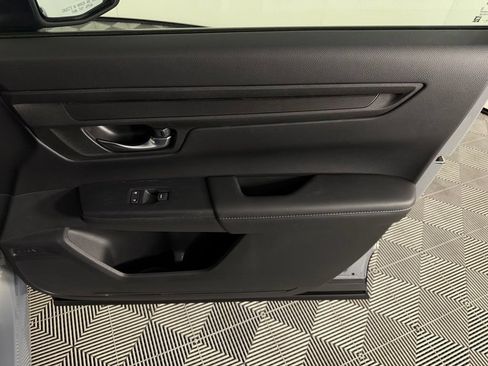 Used 2025 Honda CR-V EX image 29