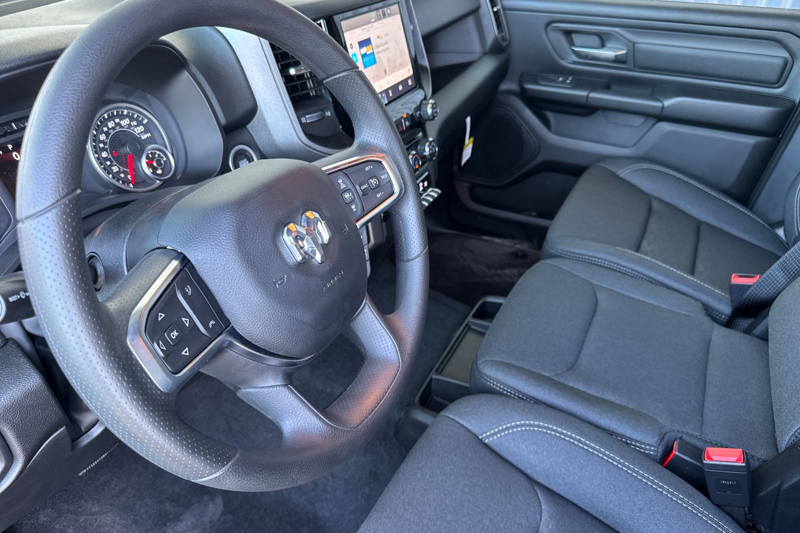 New 2026 RAM 1500 Express RWD image 9