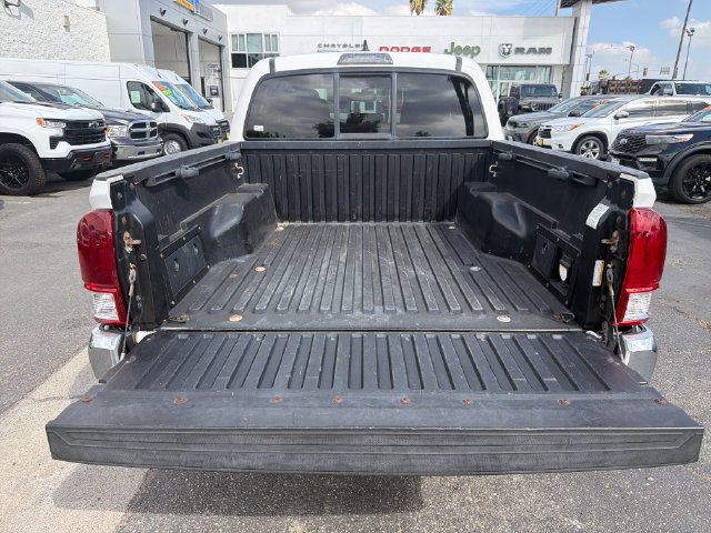 Used 2016 Toyota Tacoma TRD Off-Road w/ Towing Package RWD image 19