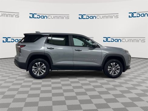 Certified 2025 Chevrolet Equinox LT image 9