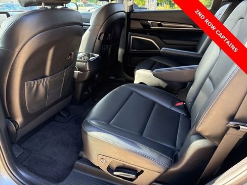 Used 2024 Kia Telluride S image 16
