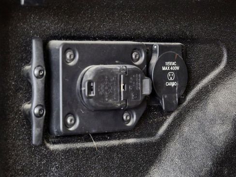 Used 2021 RAM 2500 Tradesman AWD/4WD image 40