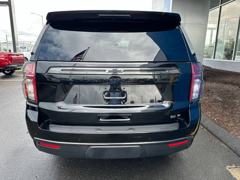 Used 2021 Chevrolet Tahoe Z71 w/ Z71 Off-Road Package AWD/4WD image 6