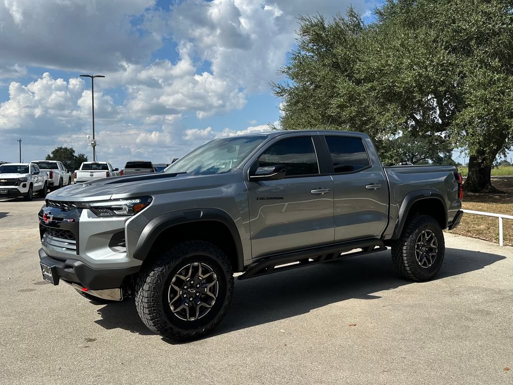 New 2026 Chevrolet Colorado ZR2 w/ Technology Package AWD/4WD image 1