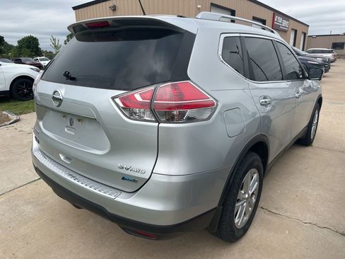 Used 2014 Nissan Rogue SV w/ SV Premium Package AWD/4WD image 4