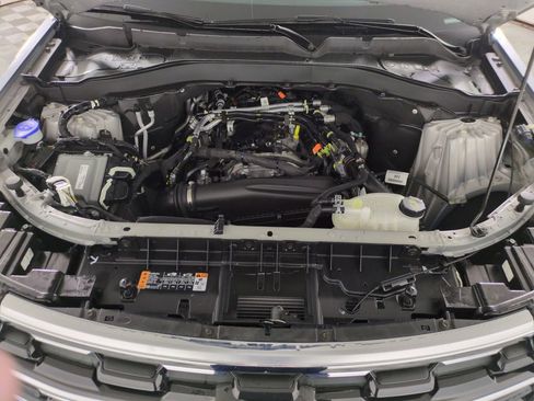 Used 2025 Ford Explorer Active w/ Active Comfort Package image 25