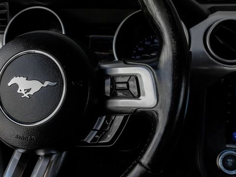 Used 2019 Ford Mustang GT RWD image 24
