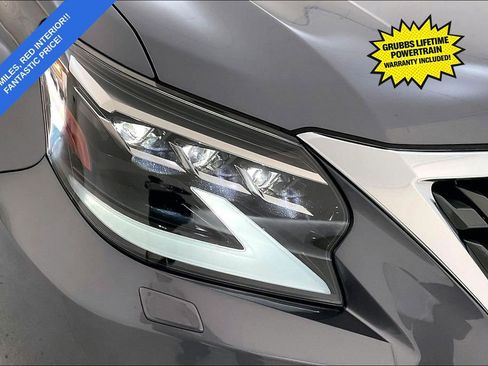 Used 2022 Lexus GX 460 Premium w/ Accessory Package image 39