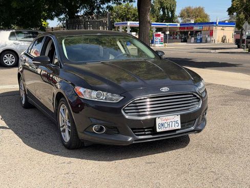 Used 2015 Ford Fusion Energi Titanium w/ Driver Assist Package FWD image 2