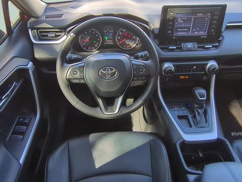 Certified 2022 Toyota RAV4 XLE Premium image 14