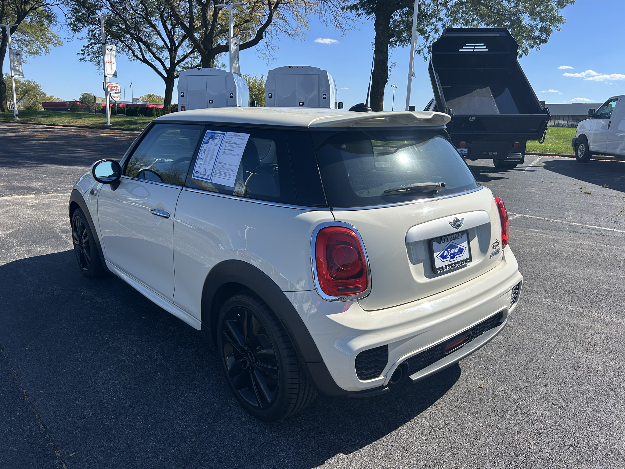 Used 2015 MINI Cooper 2-Door Hardtop FWD image 5