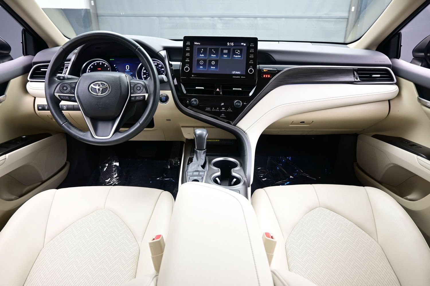 Used 2021 Toyota Camry XLE AWD/4WD image 17