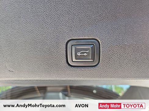 Used 2022 Cadillac XT6 Premium Luxury AWD/4WD image 35
