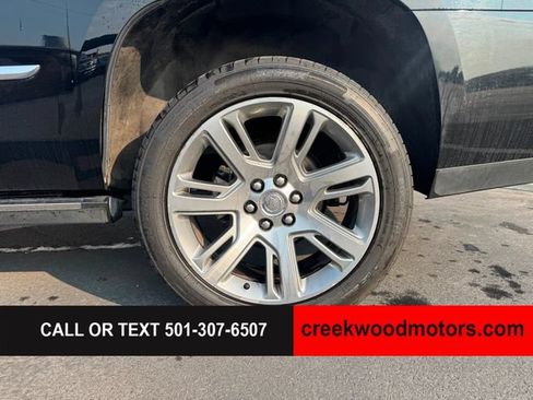 Used 2015 Cadillac Escalade Premium AWD/4WD image 17