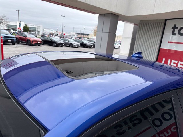 Used 2019 Dodge Charger Scat Pack w/ Technology Group RWD image 12