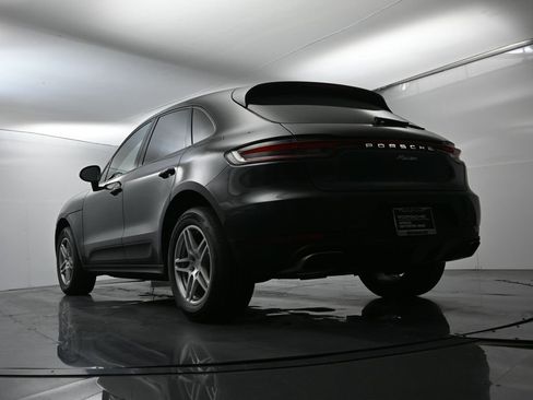 Certified 2021 Porsche Macan image 48
