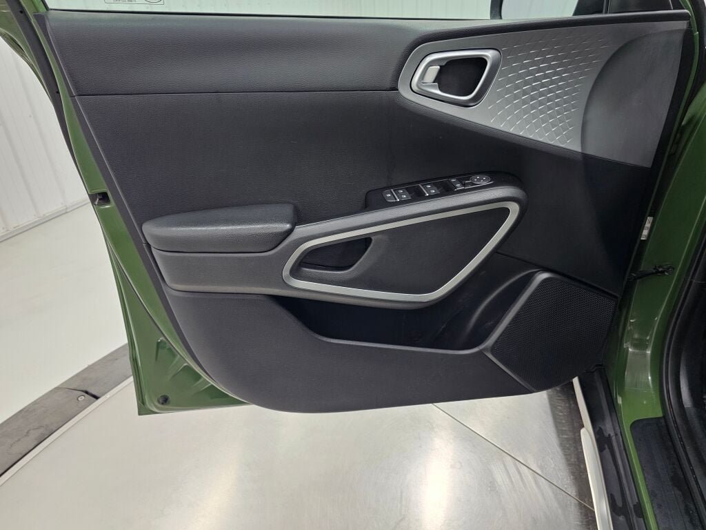 Used 2020 Kia Soul X-Line FWD image 25