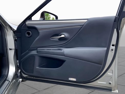 Used 2021 Lexus ES 350 F Sport w/ Accessory Package FWD image 23