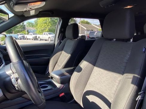 Used 2025 Dodge Durango GT AWD/4WD image 14