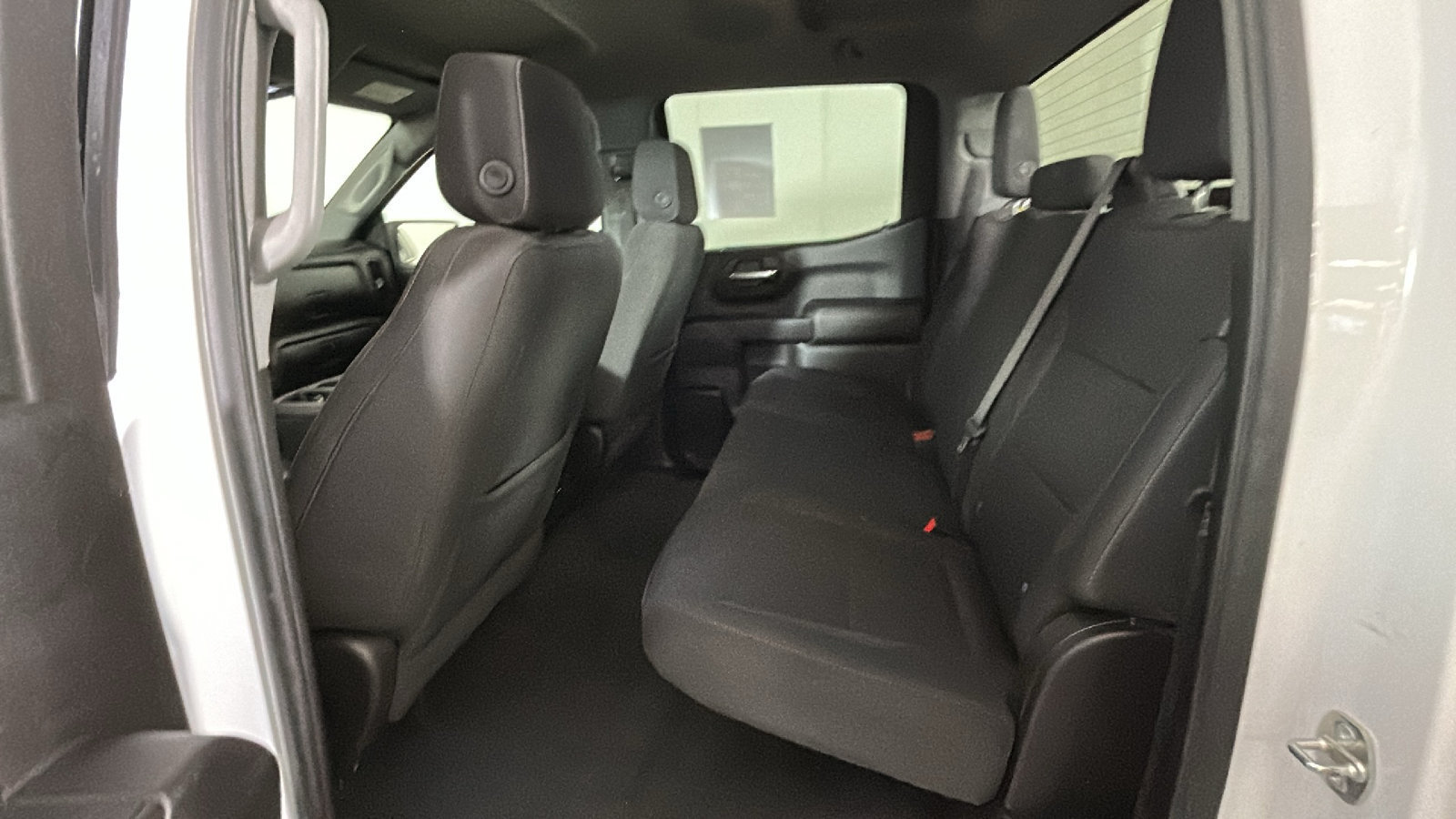 Used 2024 Chevrolet Silverado 1500 Custom AWD/4WD image 30