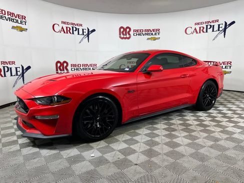 Used 2018 Ford Mustang GT w/ GT Performance Package RWD image 3