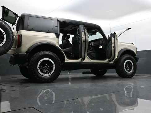 New 2026 Ford Bronco Badlands w/ Sasquatch Package AWD/4WD image 43
