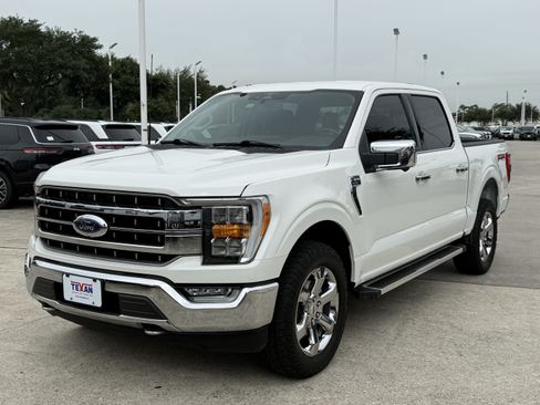 Used 2023 Ford F150 Lariat w/ Trailer Tow Package AWD/4WD image 9