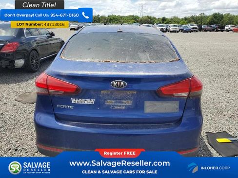 Used 2017 Kia Forte LX image 8