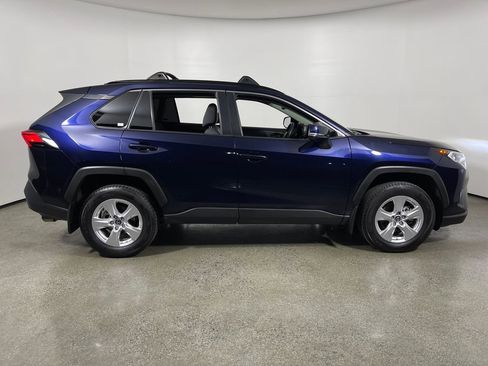 Used 2019 Toyota RAV4 XLE w/ All Weather Liner Package AWD/4WD image 2