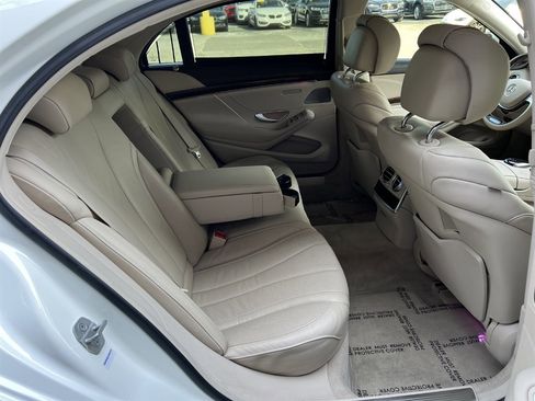 Used 2015 Mercedes-Benz S 550 Sedan image 16