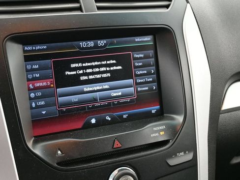 Used 2015 Ford Explorer XLT w/ Equipment Group 201B FWD image 26